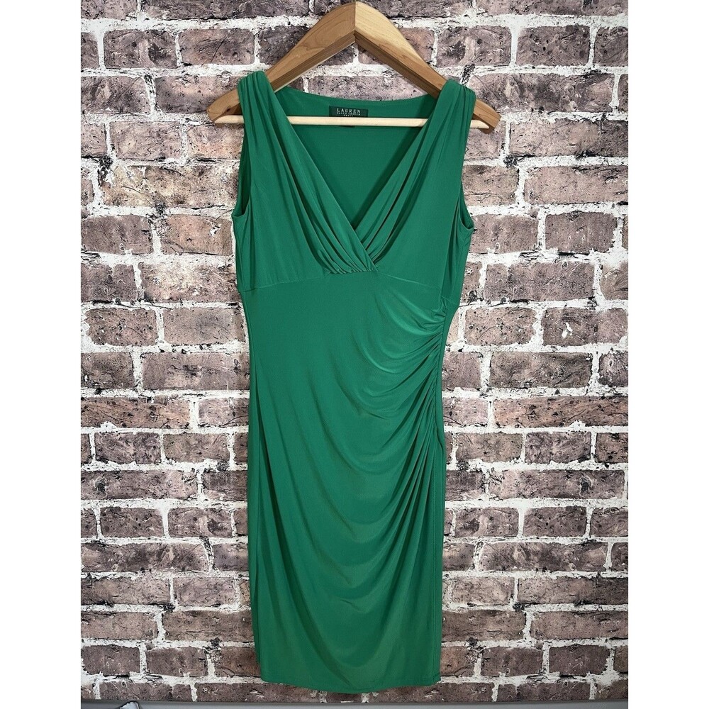 Lauren Ralph Lauren Dress Size 8 Green Sleeveless V-Neck Sheath Bodycon Stretchy